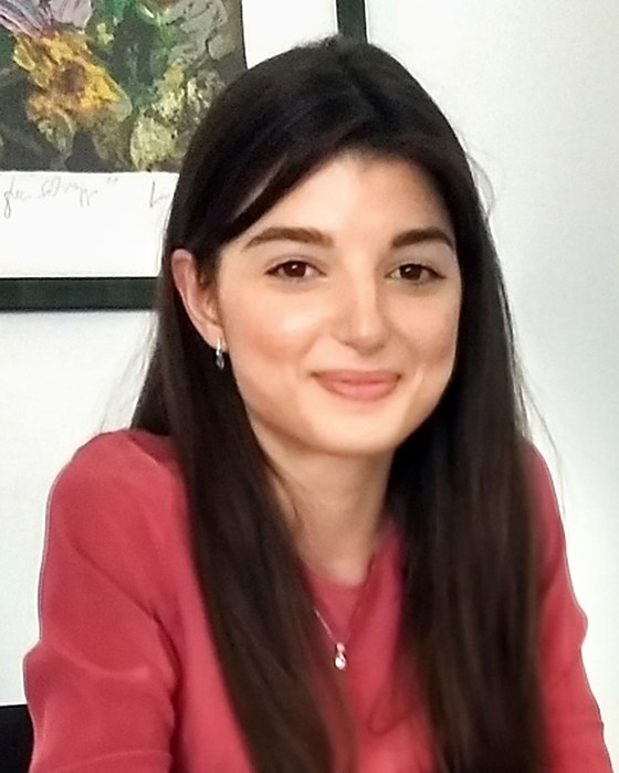 Ritratto della Dott.ssa Silvia Di Bernardo, psicologa a Parma